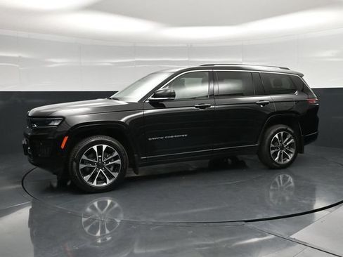 Used 2022 Jeep Grand Cherokee L Overland w/ Luxury Tech Group IV AWD/4WD image 9
