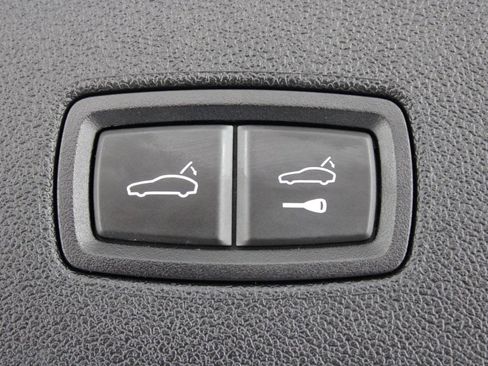 Used 2020 Porsche Cayenne AWD/4WD image 71