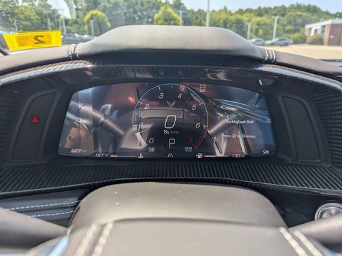Used 2022 Chevrolet Corvette Stingray Premium Conv w/ Z51 Performance Package RWD image 24