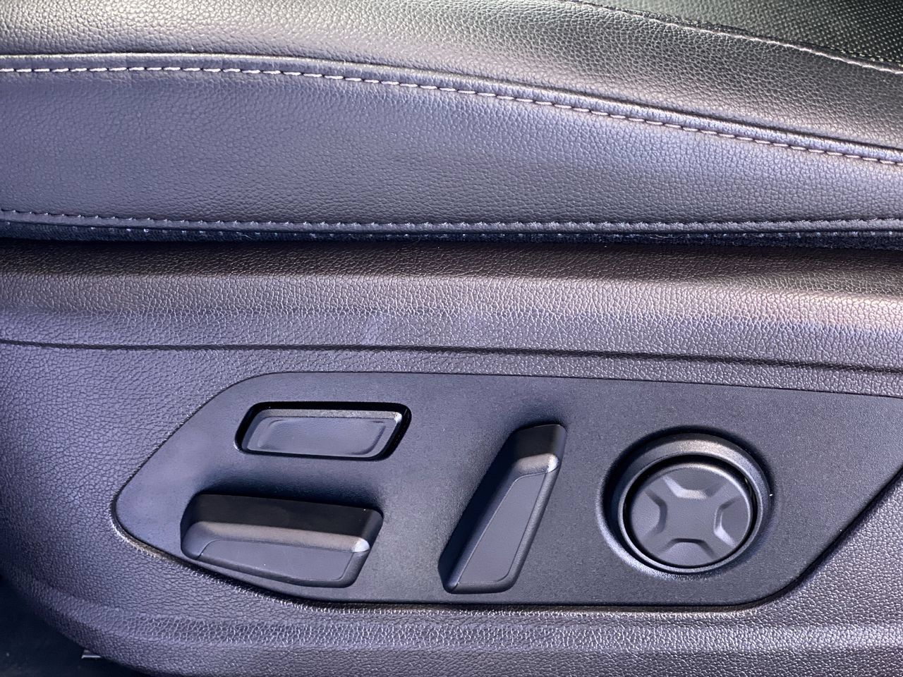Certified 2022 Kia Sorento SX Prestige AWD/4WD image 17