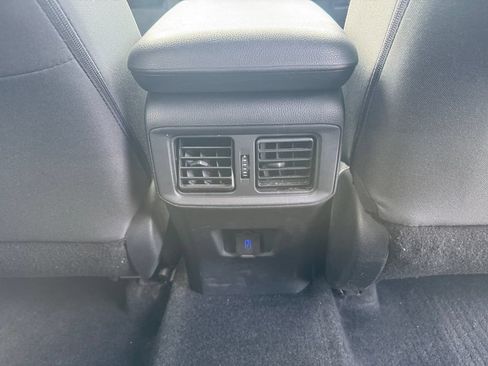 Used 2024 Toyota RAV4 LE AWD/4WD image 23