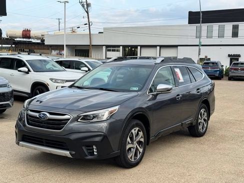 Used 2021 Subaru Outback Touring XT AWD/4WD image 2
