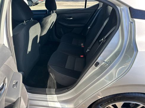 Used 2023 Nissan Sentra SV image 20