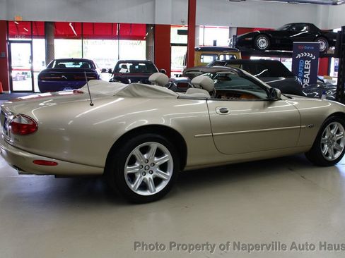 Used 2002 Jaguar XK8 Convertible RWD image 7