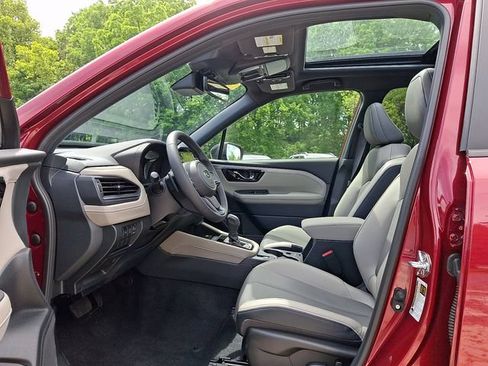 Certified 2025 Subaru Forester Limited AWD/4WD image 15