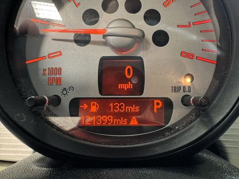 Used 2011 MINI Cooper S image 25