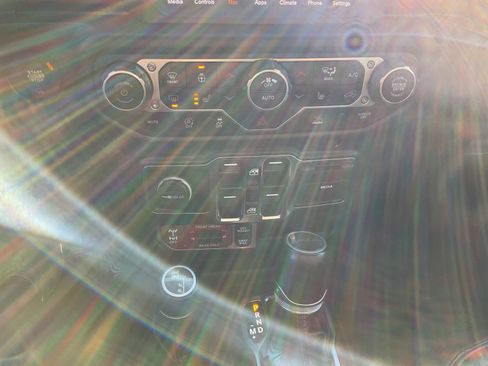 Used 2022 Jeep Gladiator Rubicon w/ LED Lighting Group image 16