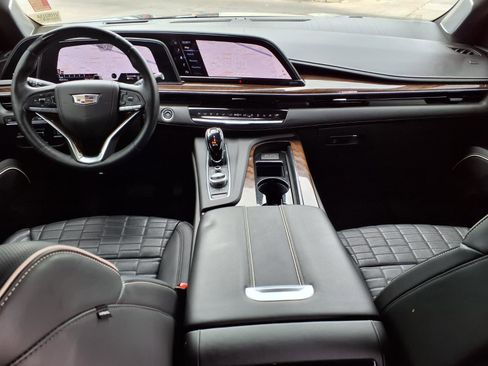 Used 2021 Cadillac Escalade Premium Luxury Platinum image 15