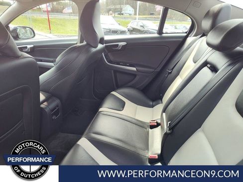 Used 2016 Volvo S60 T5 Cross Country Platinum image 14