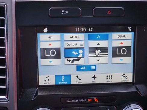 Used 2016 Ford F150 Lariat w/ Equipment Group 502A Luxury AWD/4WD image 35