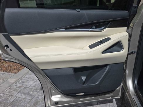 Used 2022 INFINITI QX60 Sensory w/ Cargo Package image 10