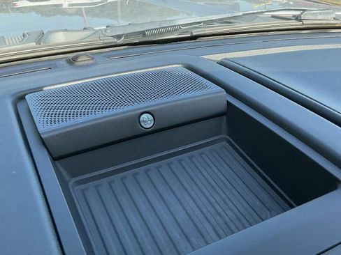 Used 2018 Ford F150 Lariat w/ Equipment Group 502A Luxury AWD/4WD image 36