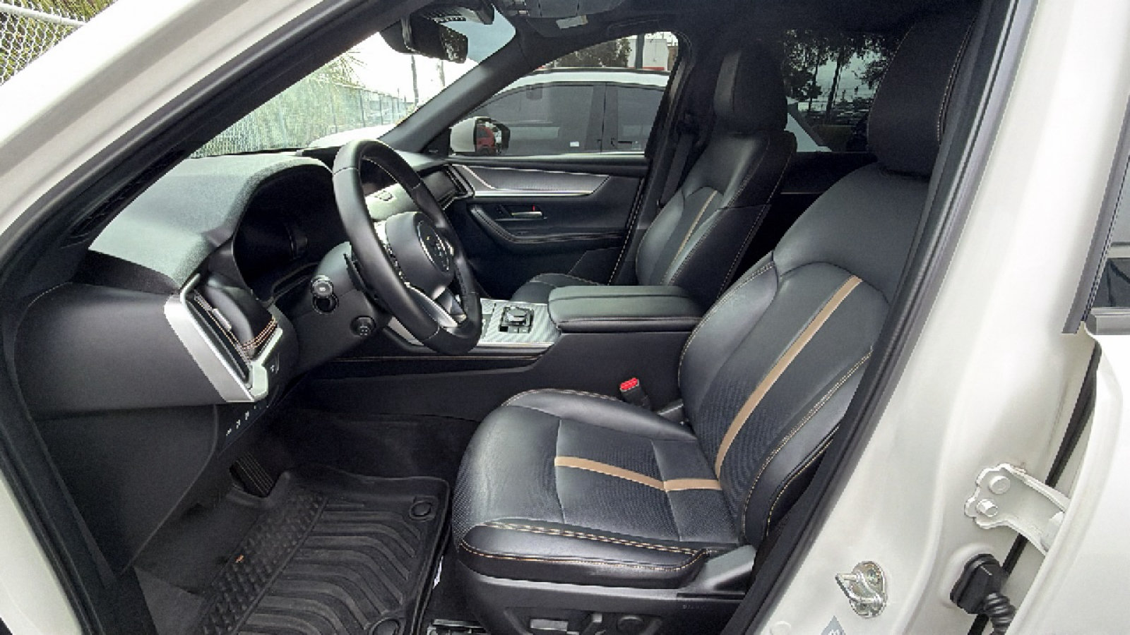 Used 2025 MAZDA CX-90 3.3 Turbo S w/ Premium Package AWD/4WD image 17