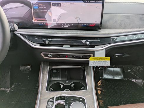 New 2026 BMW X5 xDrive40i w/ M Sport Package image 32