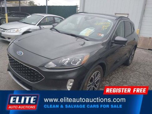 Used 2020 Ford Escape SEL FWD image 3