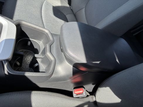 Used 2024 Toyota RAV4 LE image 33