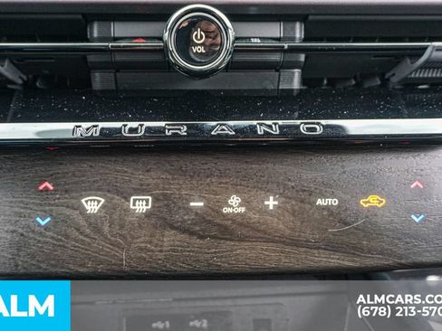 Used 2025 Nissan Murano SV AWD/4WD image 40