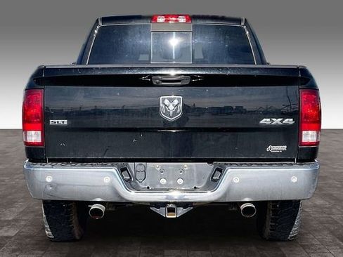 Used 2020 RAM 1500 Classic SLT w/ Luxury Group image 4