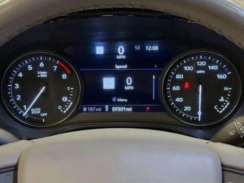 Used 2020 Cadillac XT6 Premium Luxury FWD image 14