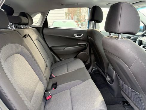 Used 2023 Hyundai Kona SEL w/ Cargo Package image 22