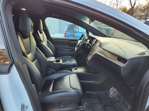 Used 2018 Tesla Model X P100D image 18