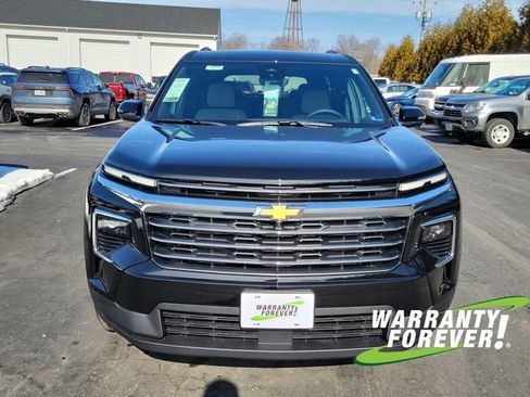 New 2026 Chevrolet Traverse LT w/ Driver Confidence Package FWD image 2