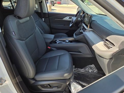 New 2026 Ford Explorer Active image 53