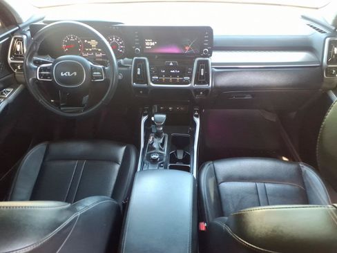 Used 2023 Kia Sorento S w/ Panoramic Sunroof Package FWD image 18