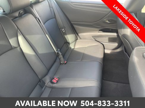 Used 2022 Lexus ES 350 w/ Accessory Package 2 FWD image 34