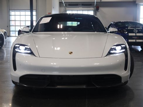 Used 2020 Porsche Taycan Turbo S image 2