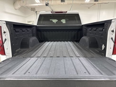 Used 2024 Chevrolet Silverado 1500 Custom AWD/4WD image 23