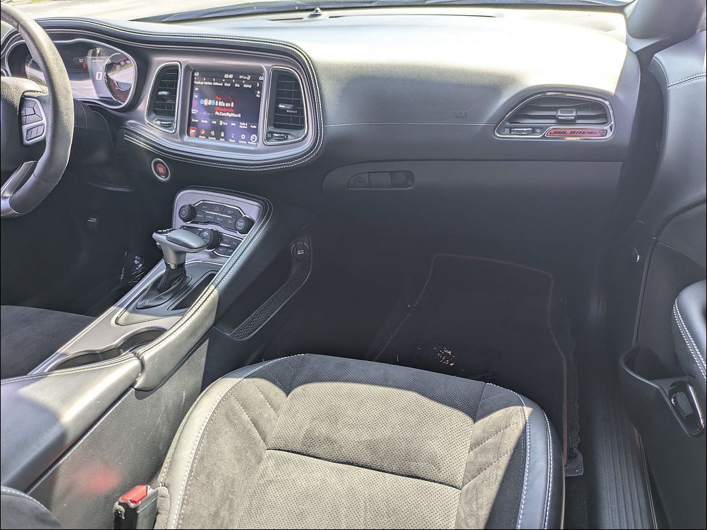 Used 2023 Dodge Challenger SRT Hellcat w/ Driver Convenience Group RWD image 16