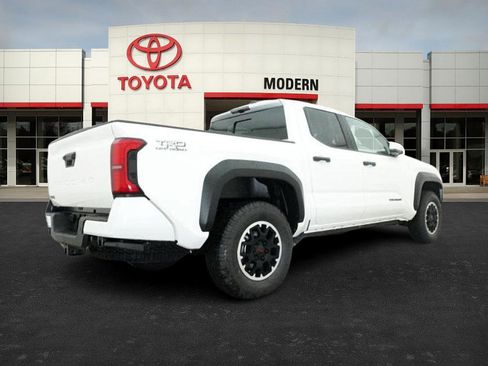 New 2026 Toyota Tacoma TRD Off-Road AWD/4WD image 21