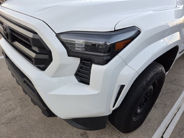 Used 2025 Toyota Tacoma SR5 w/ Blackout Package (GST) AWD/4WD image 8