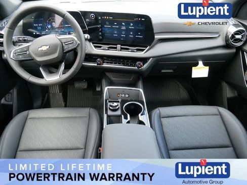 New 2026 Chevrolet Equinox LT w/ Convenience Package II image 17