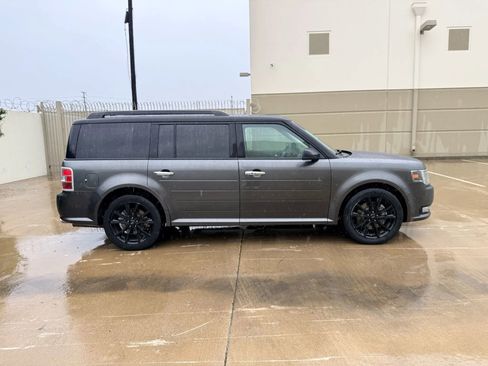 Used 2016 Ford Flex SEL w/ Equipment Group 202A image 4