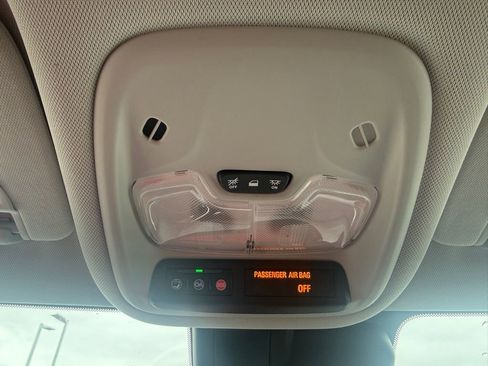 Used 2023 Chevrolet TrailBlazer LT w/ Convenience Package image 16