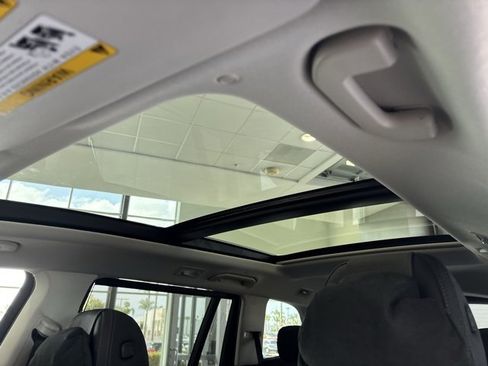 New 2025 Mercedes-Benz GLS 580 4MATIC image 14