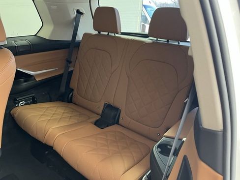 Used 2025 BMW X7 xDrive40i image 20