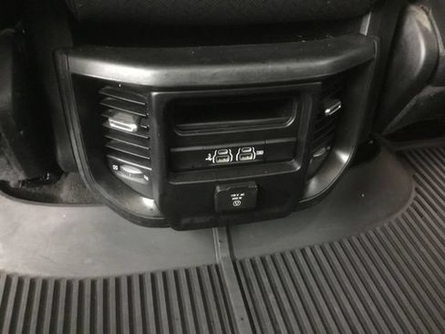 Used 2020 RAM 1500 Laramie AWD/4WD image 20