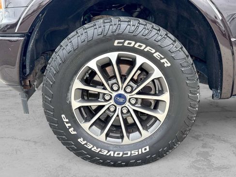 Used 2019 Ford F150 XLT w/ Equipment Group 302A Luxury AWD/4WD image 13