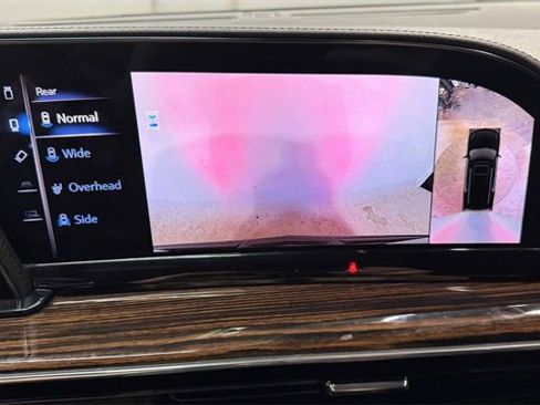 Used 2023 Cadillac Escalade ESV Premium Luxury image 39