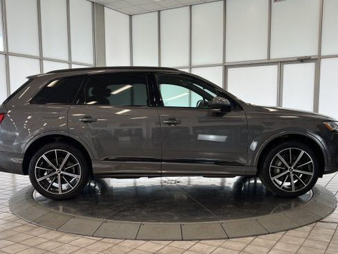 Used 2021 Audi Q7 3.0T Premium Plus AWD/4WD image 8
