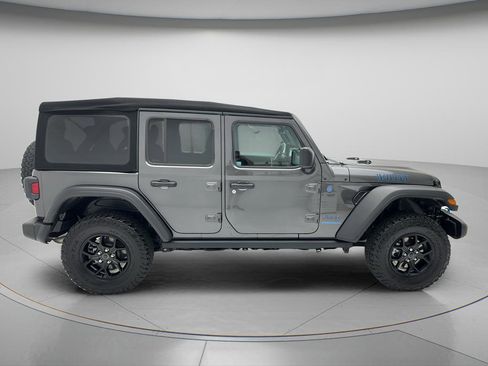 Used 2024 Jeep Wrangler Unlimited AWD/4WD image 6