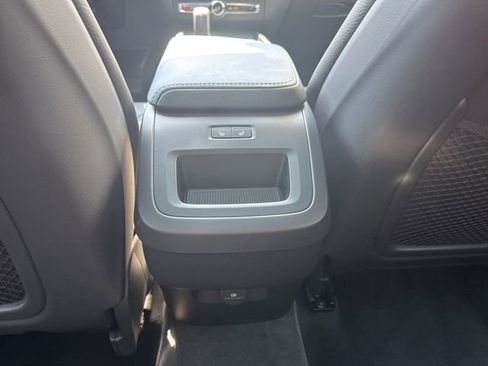 Used 2025 Volvo XC60 B5 Plus w/ Climate Package image 17