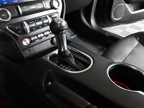 Used 2022 Ford Mustang GT Premium image 23