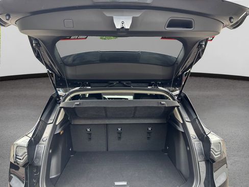 Used 2024 Buick Encore GX Avenir image 11