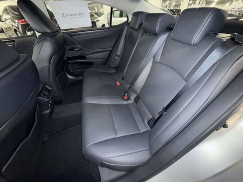 New 2025 Lexus ES 350 350 w/ Premium Package image 13