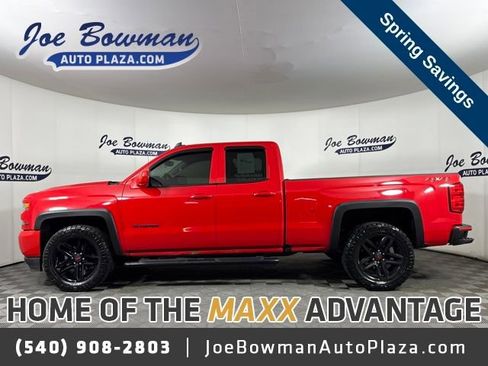 Used 2018 Chevrolet Silverado 1500 Custom w/ Custom Value Package image 1