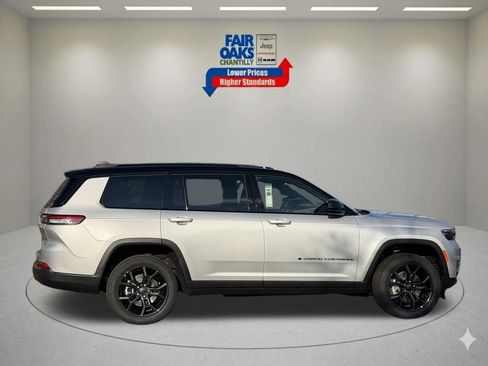 New 2025 Jeep Grand Cherokee L Limited w/ Trailer Tow Package AWD/4WD image 6
